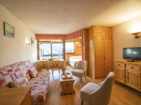 Studio pour 4 pers avec balcon exposé sud, parking couvert, WIFI, proche télésiège et navettes - FR-1-676-16
